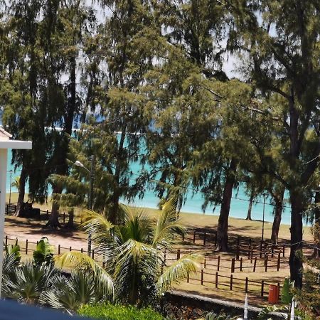 Rayon Vert Bleuphorie Beach Apartment Flic-en-Flacq Kültér fotó